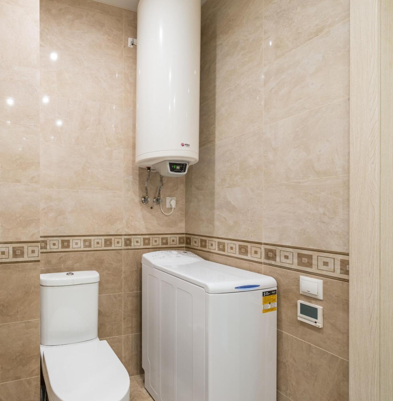 Deluxe Apartment On Belorusskay Street "Silver Tower" Kyiv Exterior photo