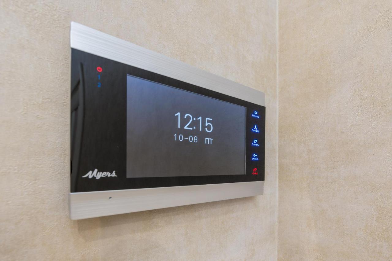 Deluxe Apartment On Belorusskay Street "Silver Tower" Kyiv Exterior photo